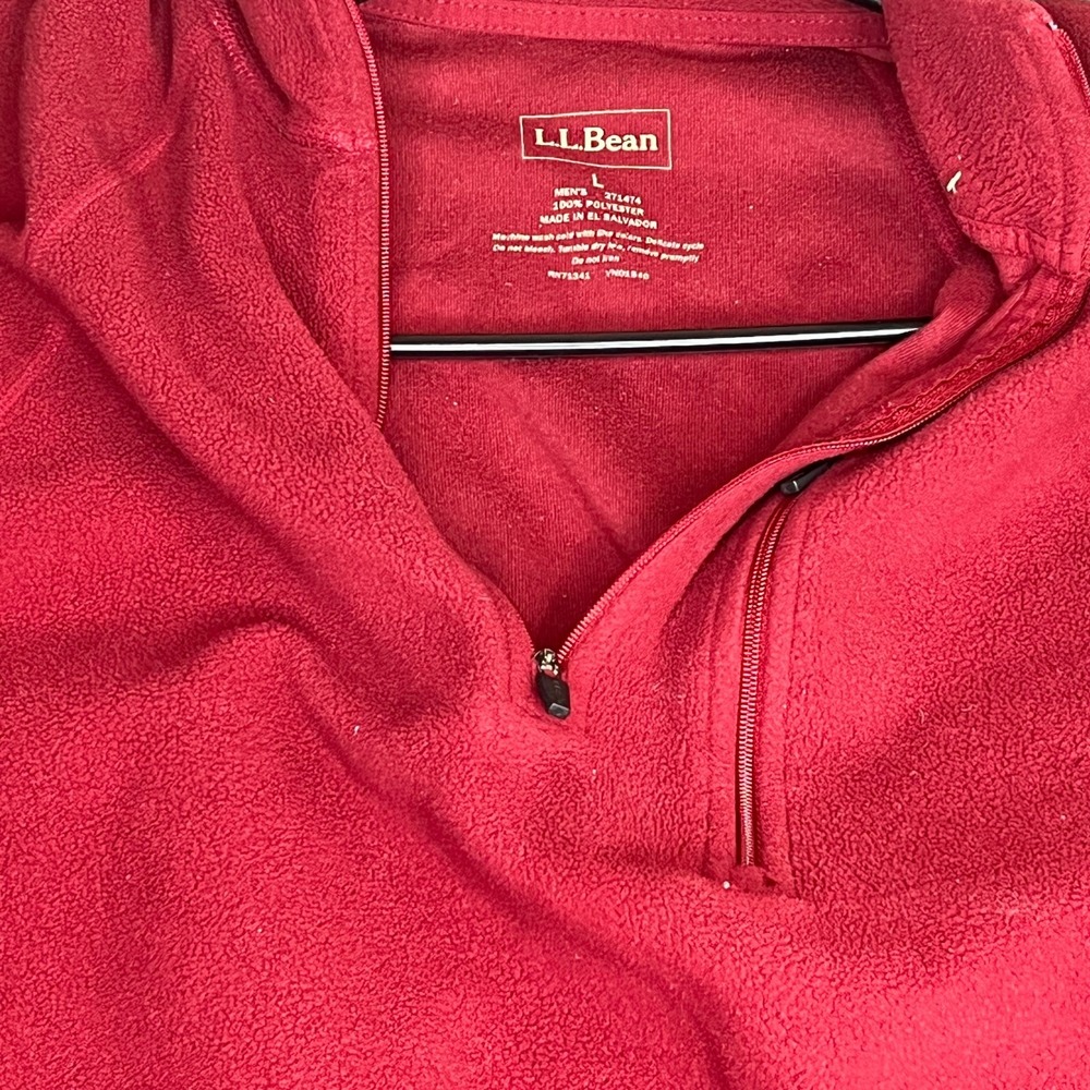 L.L. Bean Men's Large Red Fleece Quarter Zip Pullover Sweater Chest Pocket - Picture 3 of 9